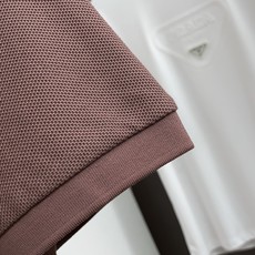 Loro Piana 诺悠翩雅 2026春夏新品翻领商务Polo,极简的衣身造型!顶级珠地6角蜂窝丝光桑 Loro Piana 诺悠翩雅 2026春夏新品翻领商务Polo,极简的衣身造型!顶级珠地6角蜂窝丝光桑