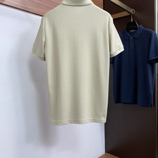 Loro Piana 诺悠翩雅 2026春夏新品翻领商务Polo,极简的衣身造型!顶级珠地6角蜂窝丝光桑 Loro Piana 诺悠翩雅 2026春夏新品翻领商务Polo,极简的衣身造型!顶级珠地6角蜂窝丝光桑