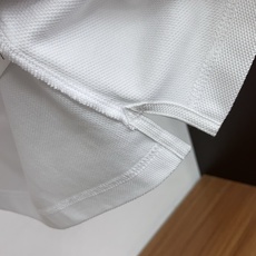 Loro Piana 诺悠翩雅 2026春夏新品翻领商务Polo,极简的衣身造型!顶级珠地6角蜂窝丝光桑 Loro Piana 诺悠翩雅 2026春夏新品翻领商务Polo,极简的衣身造型!顶级珠地6角蜂窝丝光桑