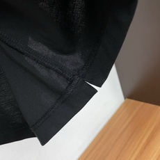 巴宝莉 2026春夏新品商务Polo,极简的衣身造型!丝光面料整体的触感极为舒适,弹力十足亲肤效果高级, 巴宝莉 2026春夏新品商务Polo,极简的衣身造型!丝光面料整体的触感极为舒适,弹力十足亲肤效果高级,