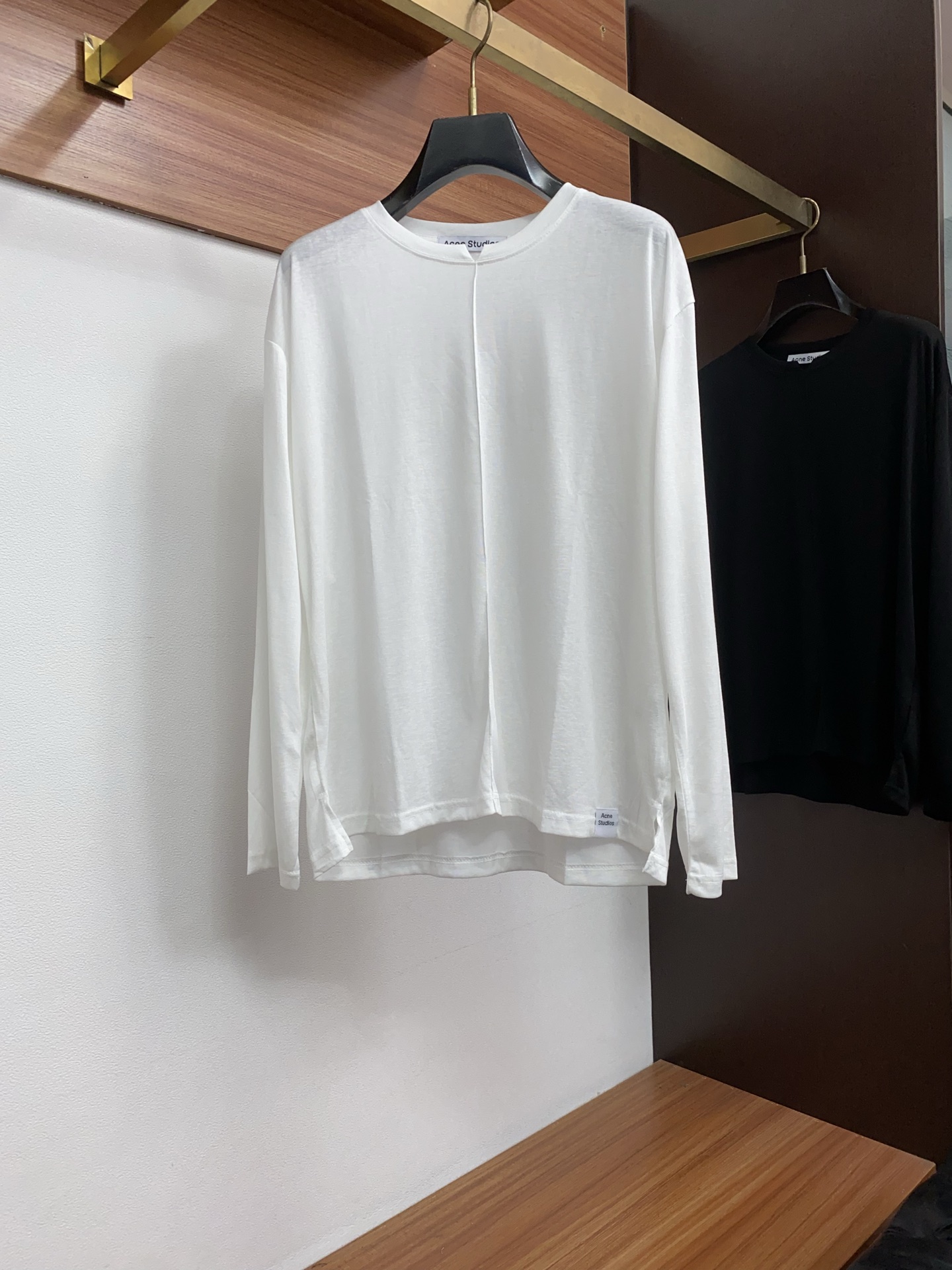 ACNE 2026 新品天丝防晒长袖 高端品质专柜，贸易公司渠道稀出，领先官网发售！经典休闲衬衫搭配独特