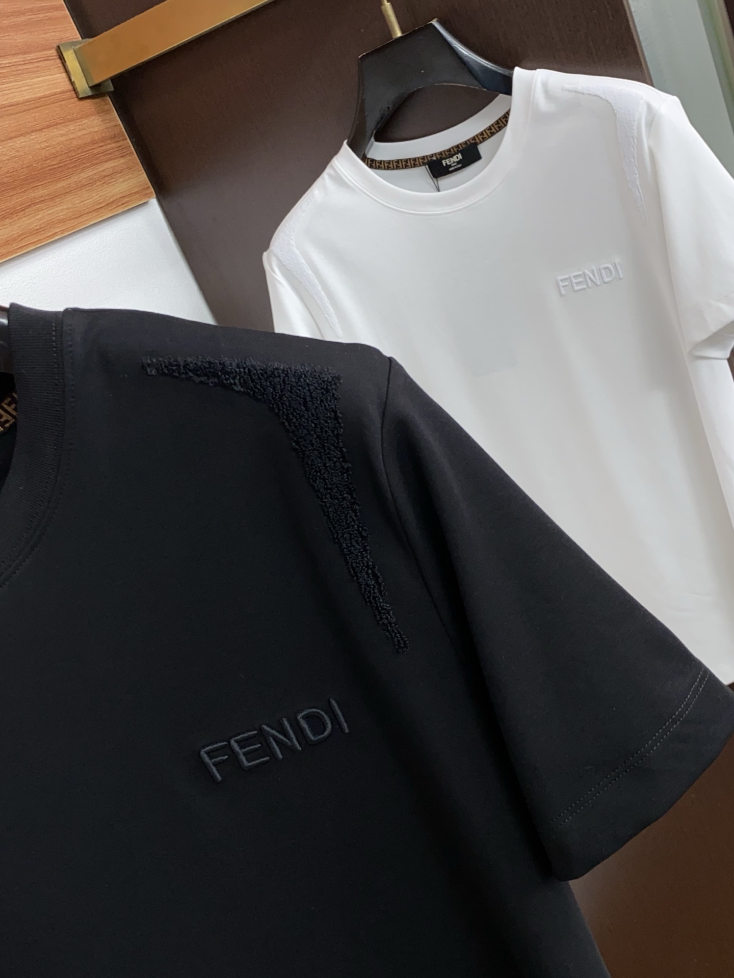 펜디 26FW 남성 반팔 127018 Fendi T Shirt 썸네일 이미지