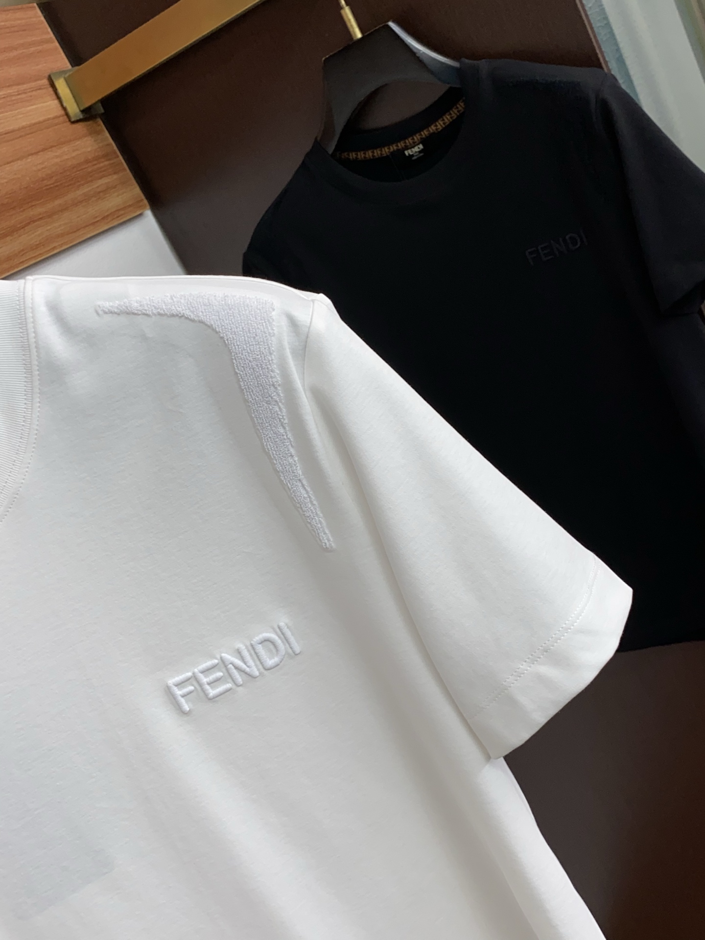 펜디 26FW 남성 반팔 127015 Fendi T Shirt 썸네일 이미지