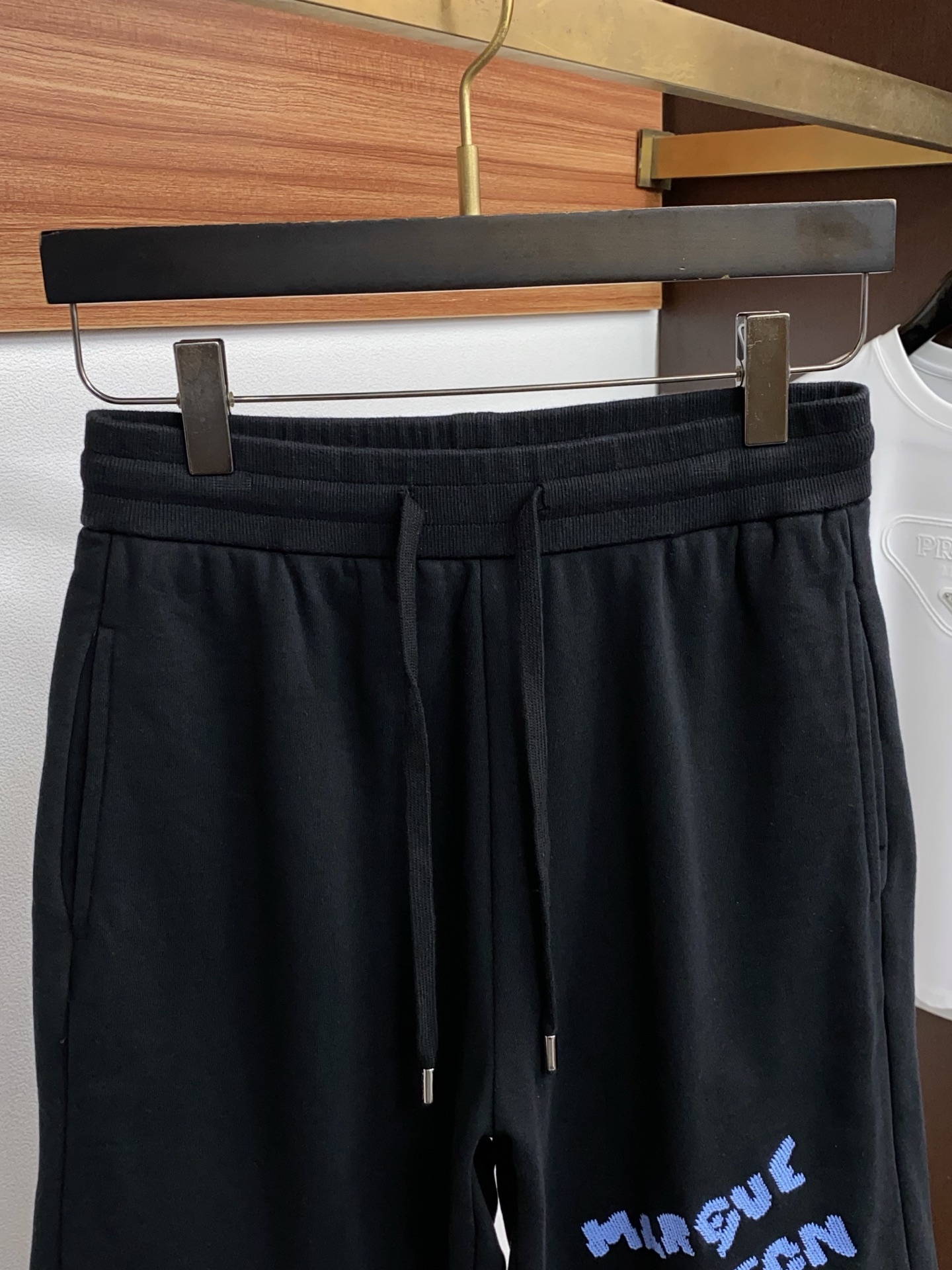 루이비통 남성 반바지 126982 Louis Vuitton Shorts 썸네일 이미지