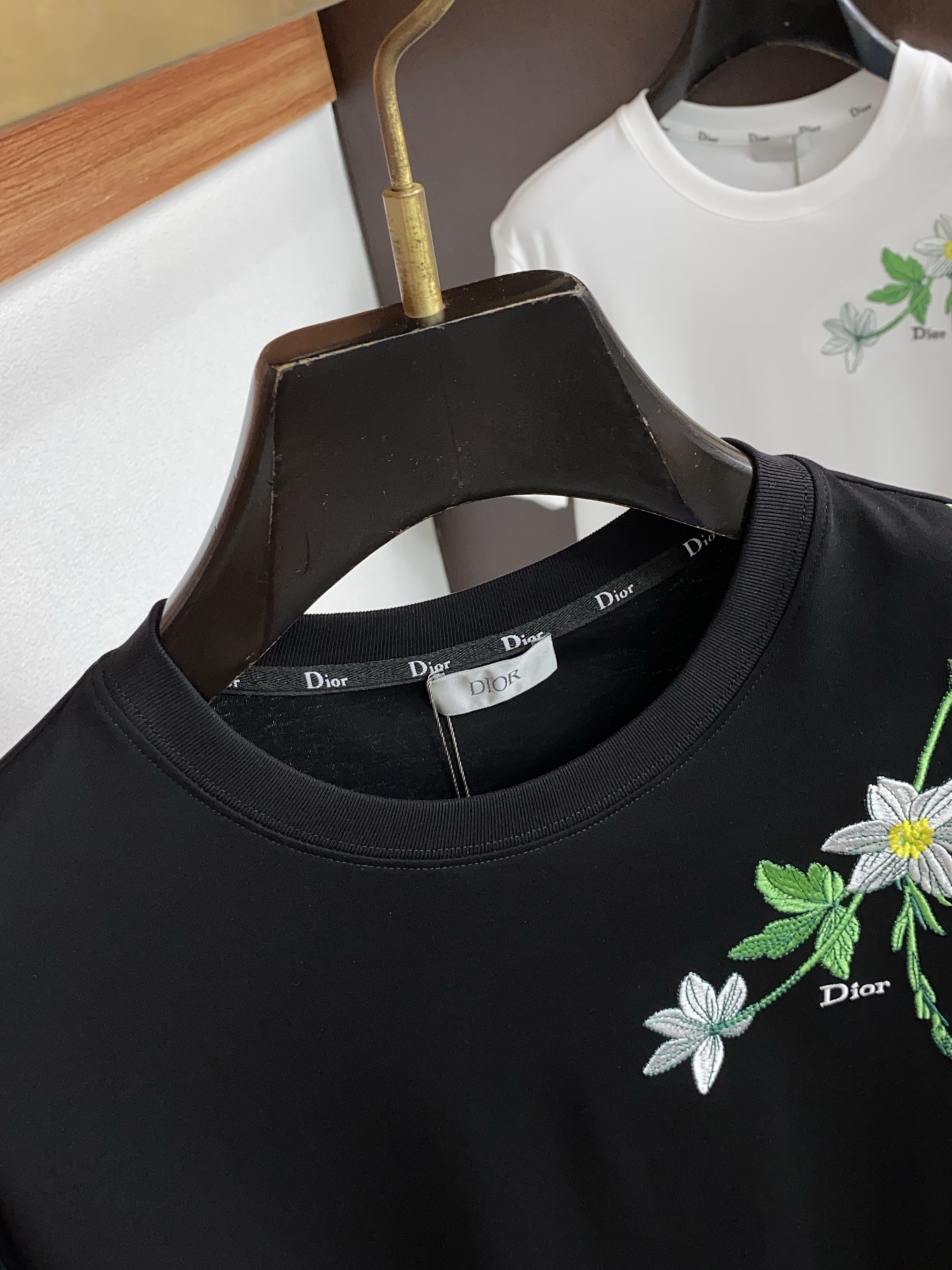 디올 26FW 남성 반팔 129908 Dior T Shirt 썸네일 이미지