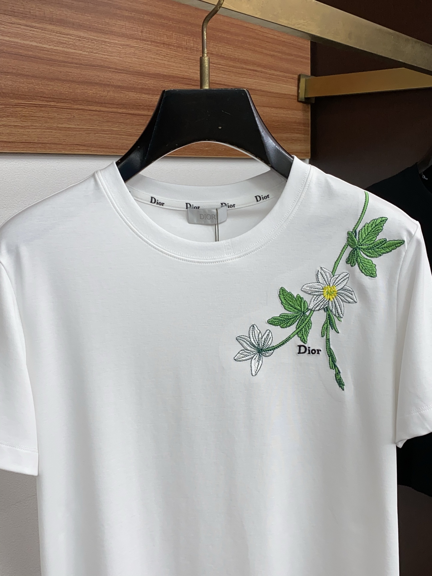 디올 26FW 남성 반팔 129909 Dior T Shirt 썸네일 이미지