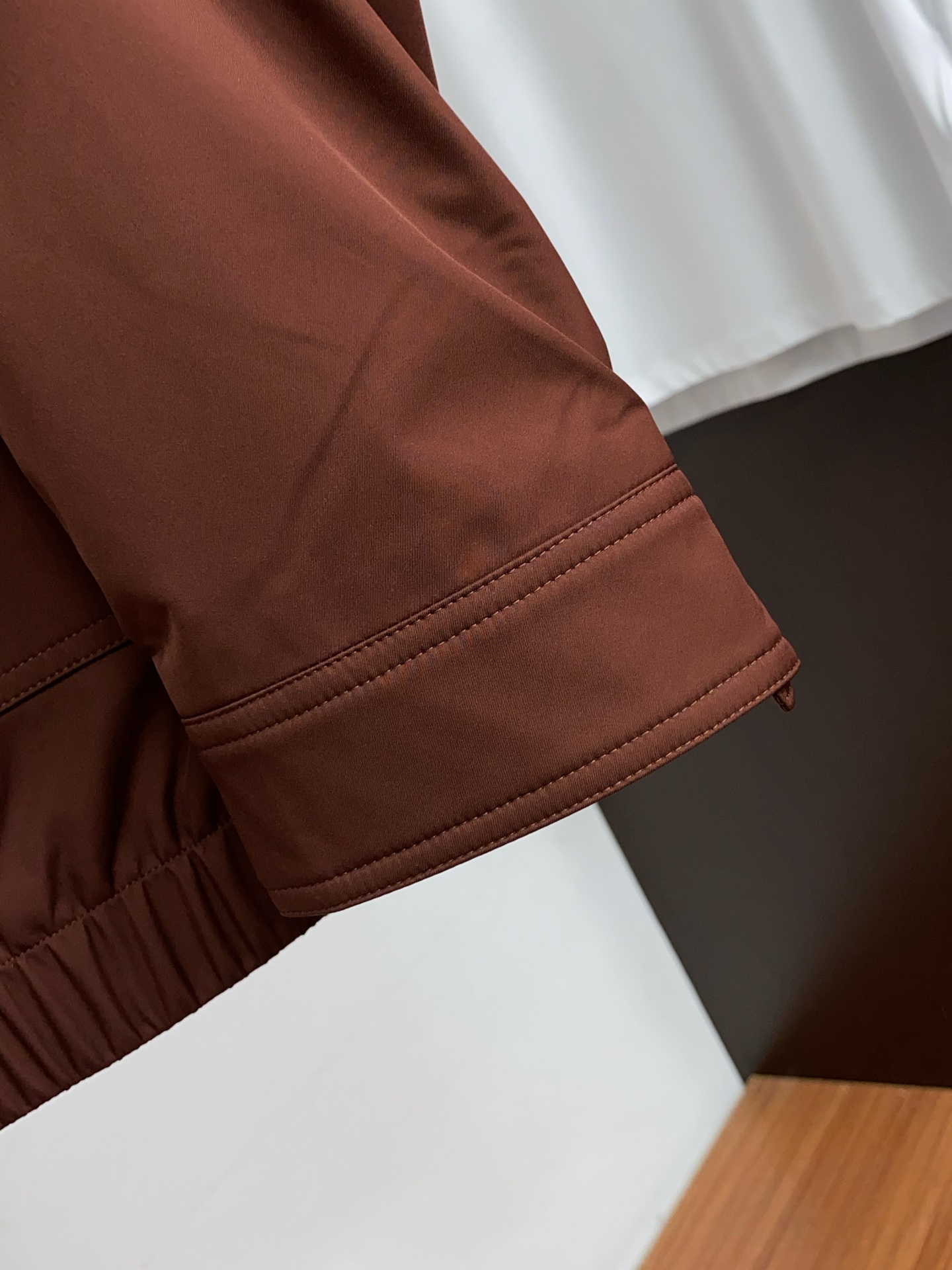 Loro piana 诺悠翩雅 2026新款男士新款休闲定制翻领夹克外套 简约干练的休闲外套，瞬间重回时