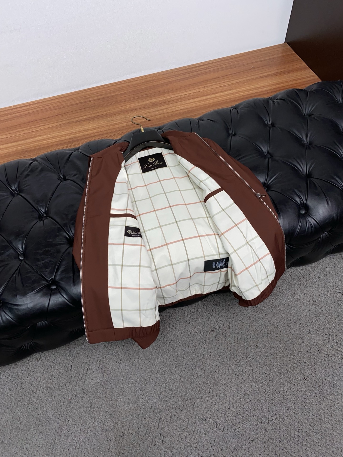 Loro piana 诺悠翩雅 2026新款男士新款休闲定制翻领夹克外套 简约干练的休闲外套，瞬间重回时