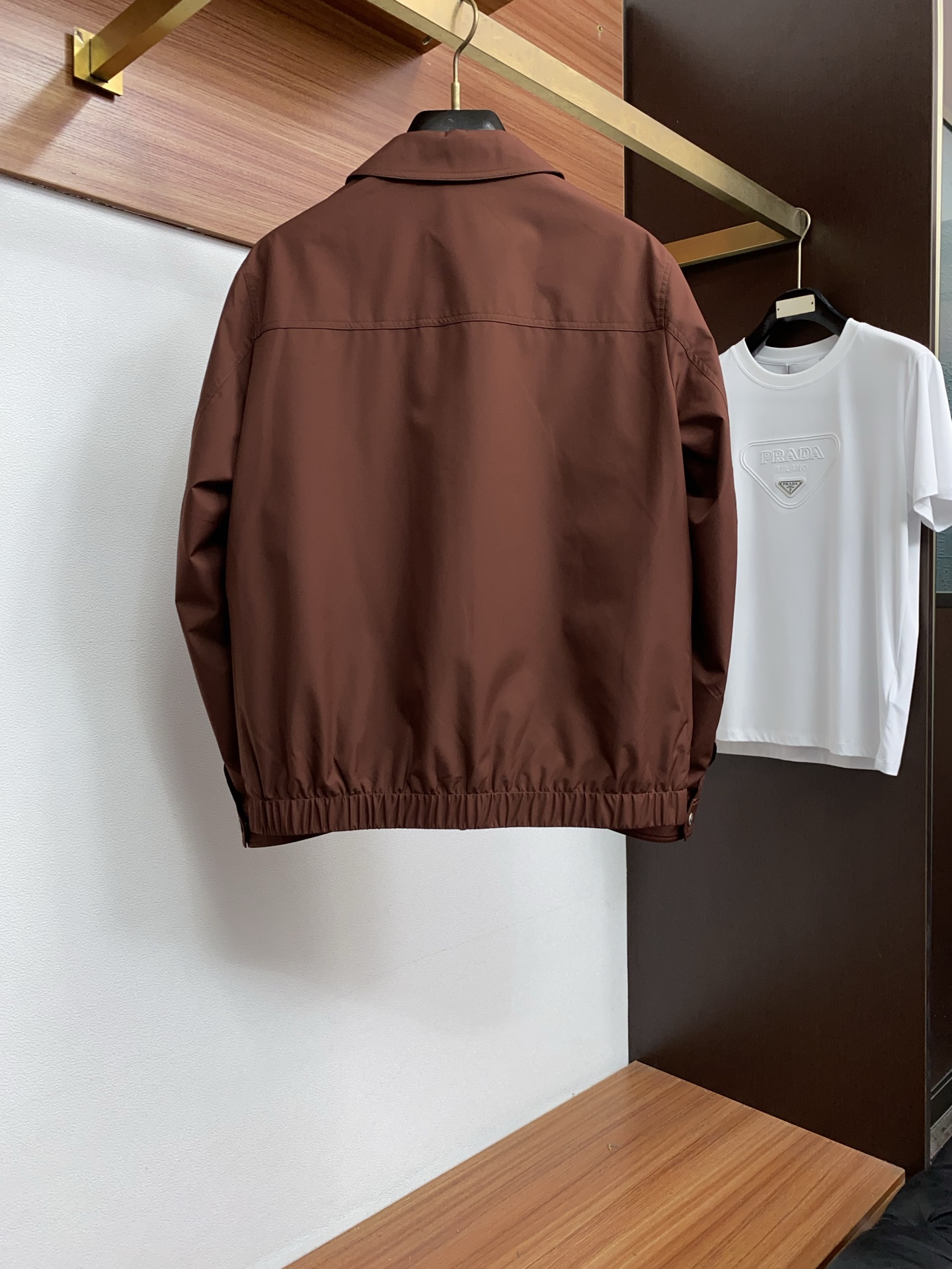 Loro piana 诺悠翩雅 2026新款男士新款休闲定制翻领夹克外套 简约干练的休闲外套，瞬间重回时