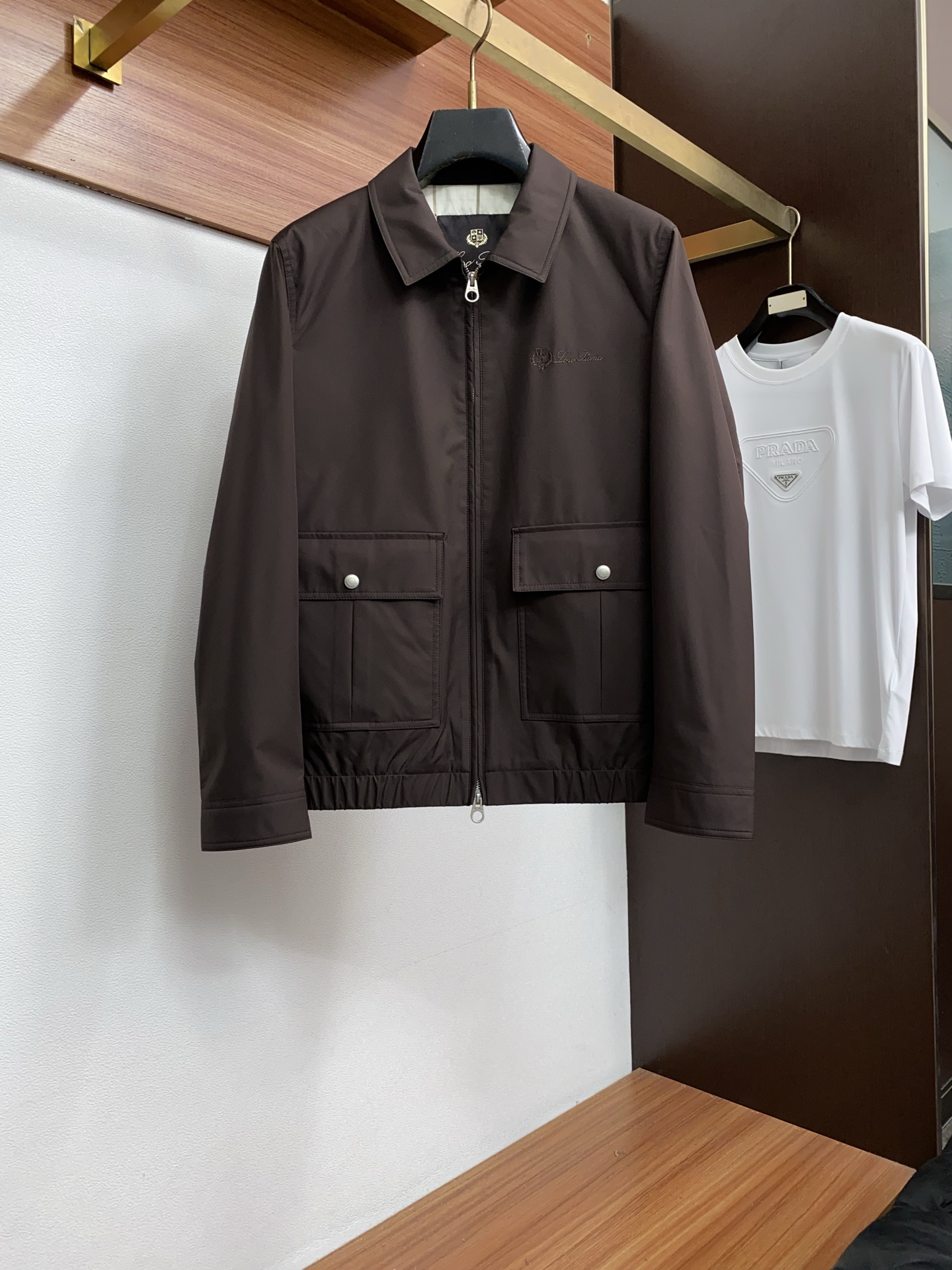 Loro piana 诺悠翩雅 2026新款男士新款休闲定制翻领夹克外套 简约干练的休闲外套，瞬间重回时