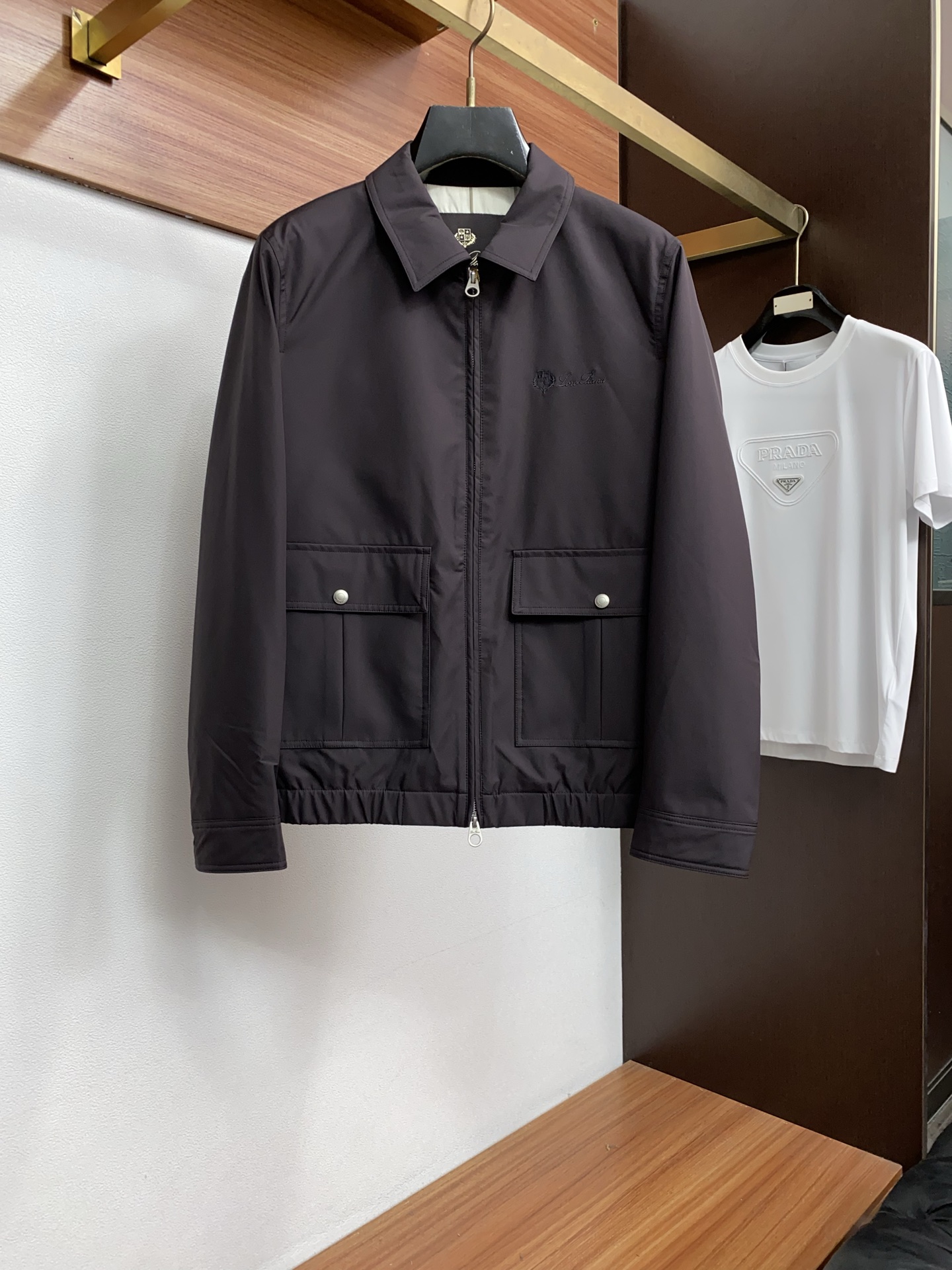 Loro piana 诺悠翩雅 2026新款男士新款休闲定制翻领夹克外套 简约干练的休闲外套，瞬间重回时