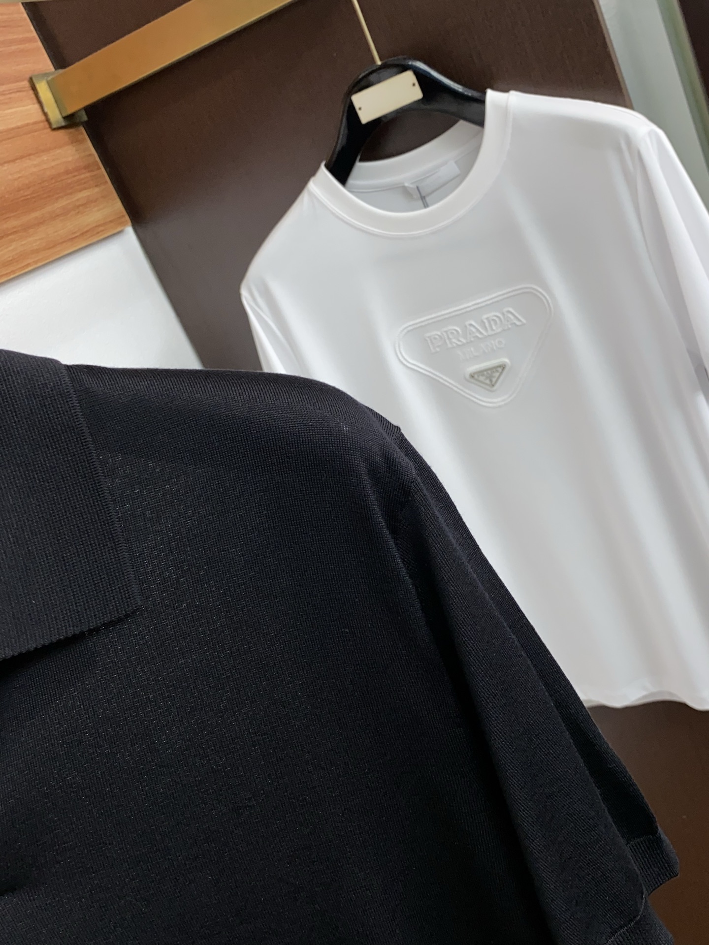 Loro piana 诺悠翩雅 2026新款男士高端简约翻领针织短袖Polo恤衫，香港洋行渠道货，纯正血
