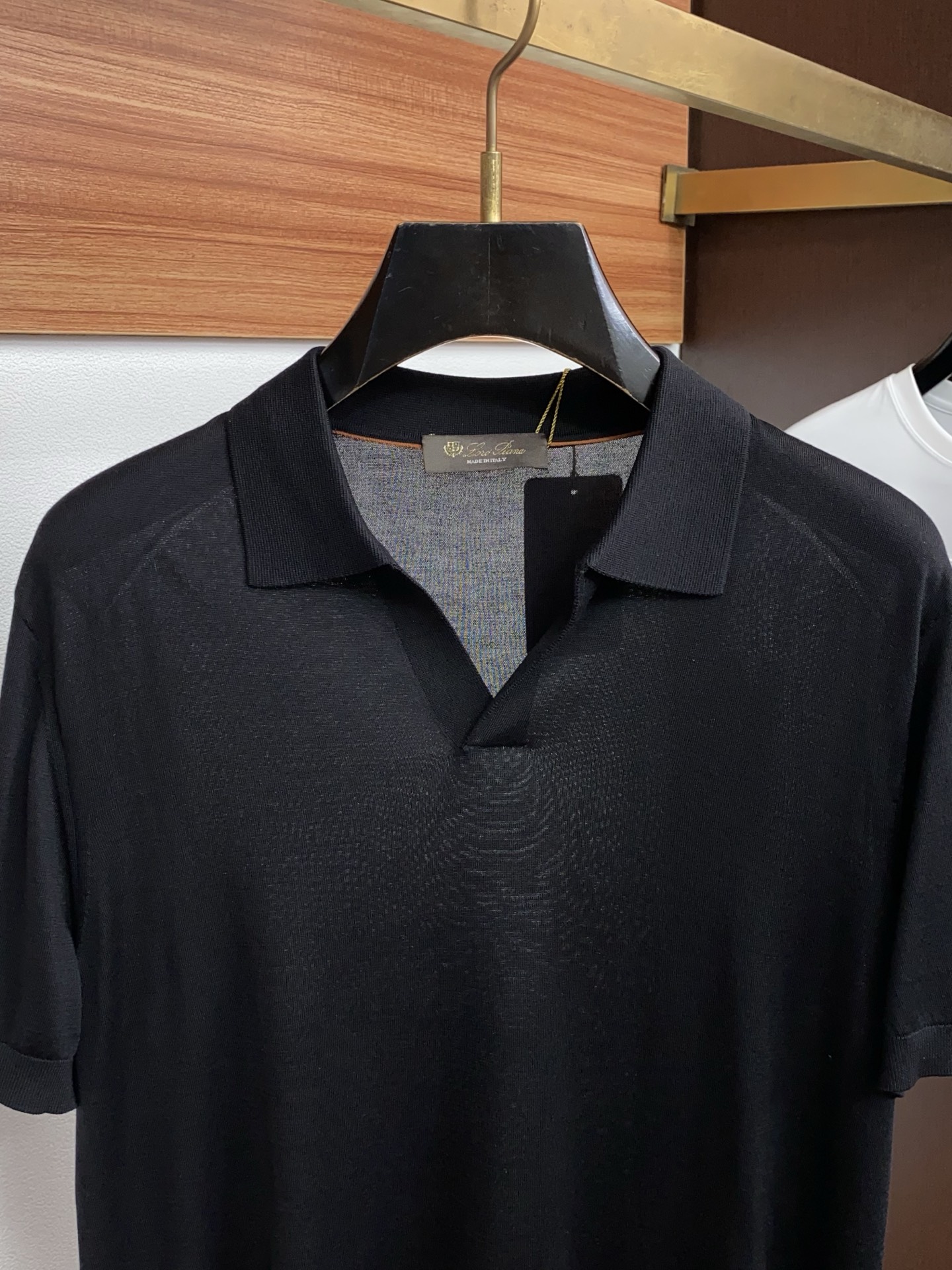 Loro piana 诺悠翩雅 2026新款男士高端简约翻领针织短袖Polo恤衫，香港洋行渠道货，纯正血