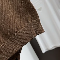 Loro piana 诺悠翩雅 2026新款男士高端简约翻领针织短袖Polo恤衫,香港洋行渠道货,纯正血 Loro piana 诺悠翩雅 2026新款男士高端简约翻领针织短袖Polo恤衫,香港洋行渠道货,纯正血
