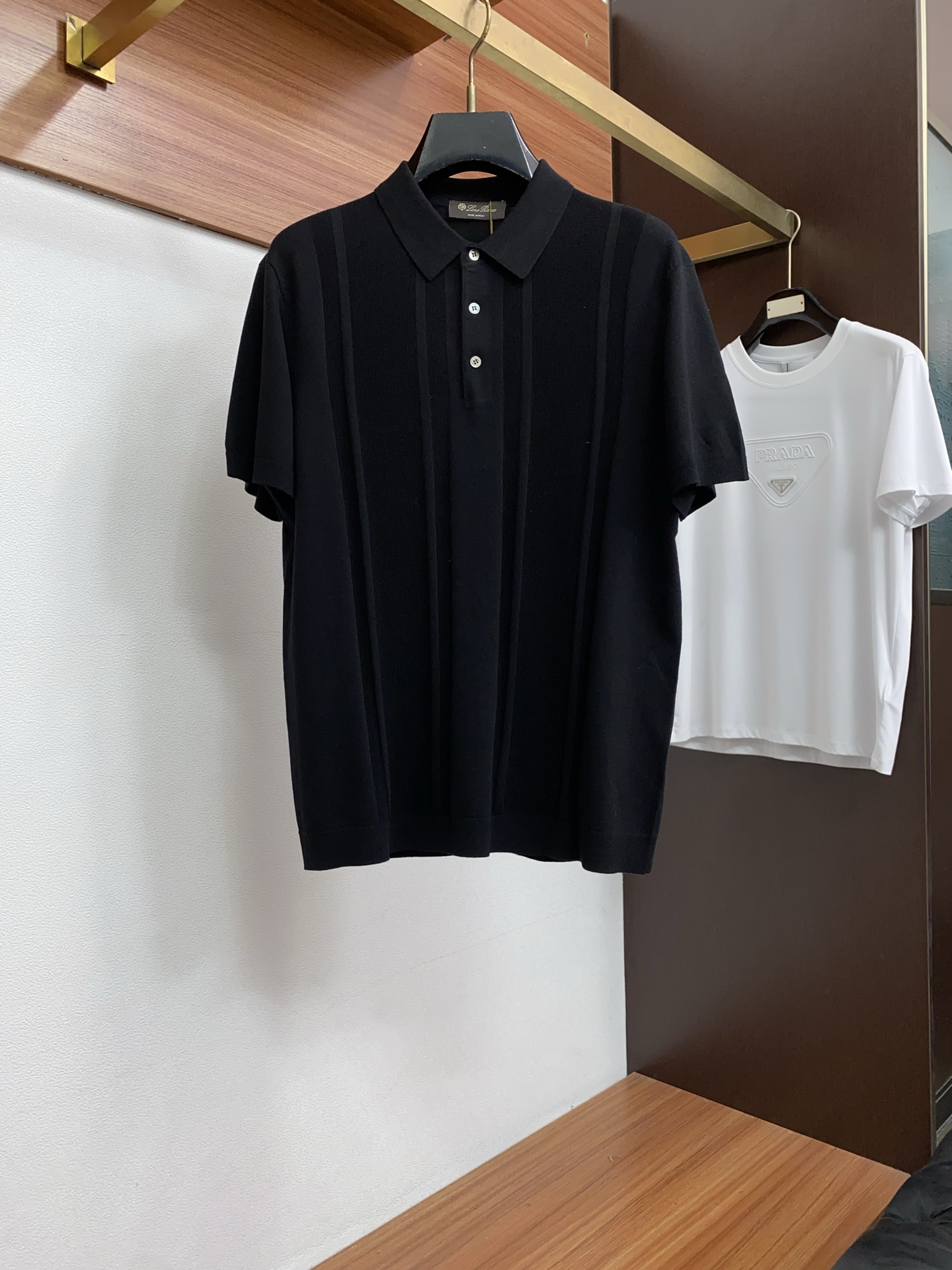 Loro piana 诺悠翩雅 2026新款男士高端简约翻领针织短袖Polo恤衫，香港洋行渠道货，纯正血