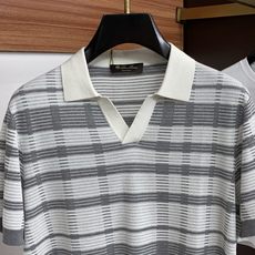 Loro piana 诺悠翩雅 2026新款男士高端简约翻领针织短袖Polo恤衫,香港洋行渠道货,纯正血 Loro piana 诺悠翩雅 2026新款男士高端简约翻领针织短袖Polo恤衫,香港洋行渠道货,纯正血