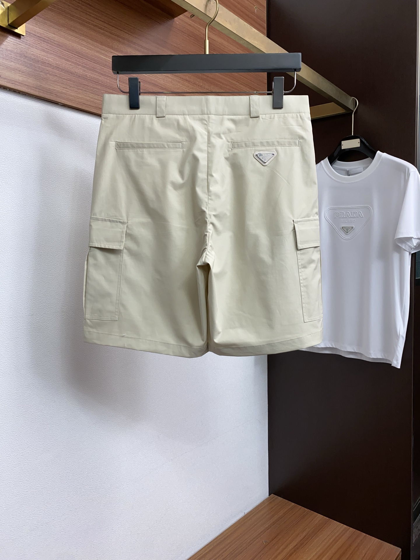 프라다 남성 반바지 133025 Prada Shorts 썸네일 이미지