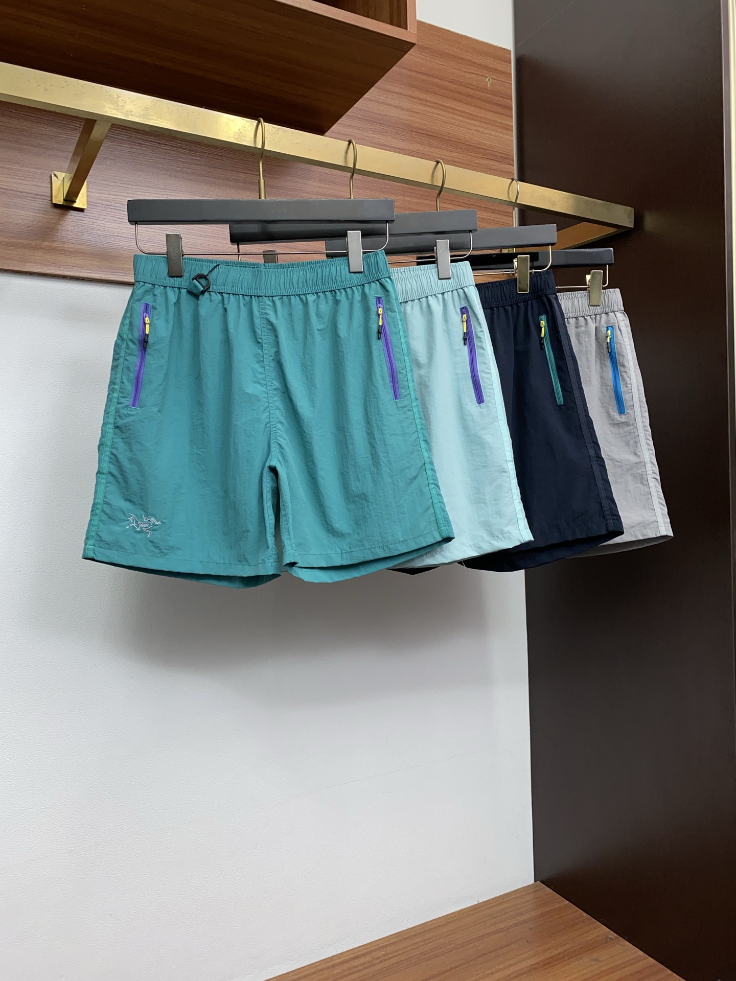 아크테릭스 남성 반바지 131836 Arc'teryx Shorts 썸네일 이미지