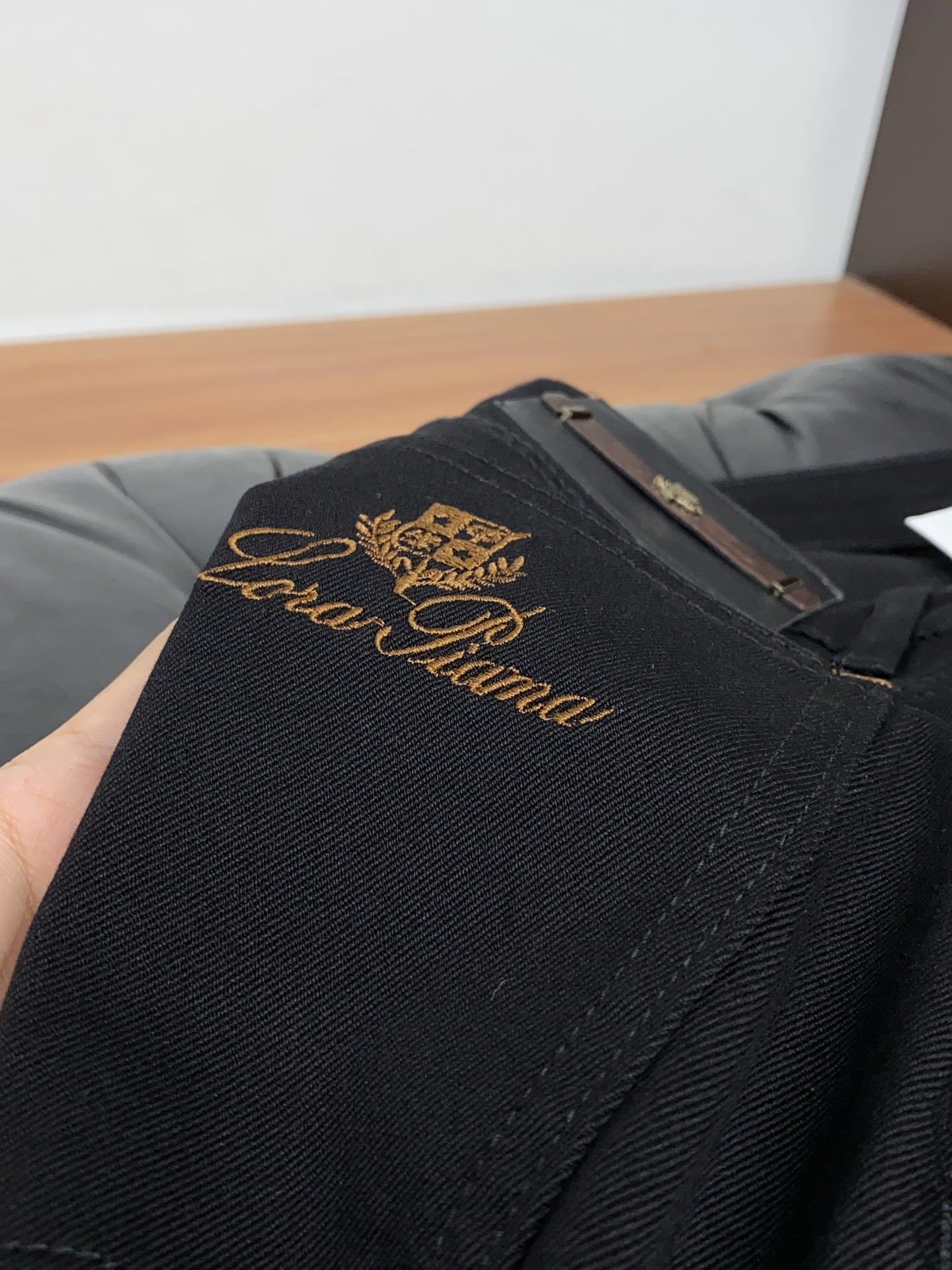 Loro piana 诺悠翩雅 高端定制、2026秋冬 最新款牛仔裤 柜台同步发售 原版定制复刻 客供五金辅料 原单品质