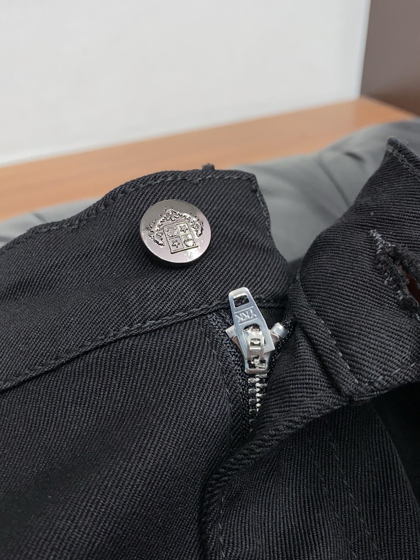Loro piana 诺悠翩雅 高端定制、2026秋冬 最新款牛仔裤 柜台同步发售 原版定制复刻 客供五金辅料 原单品质
