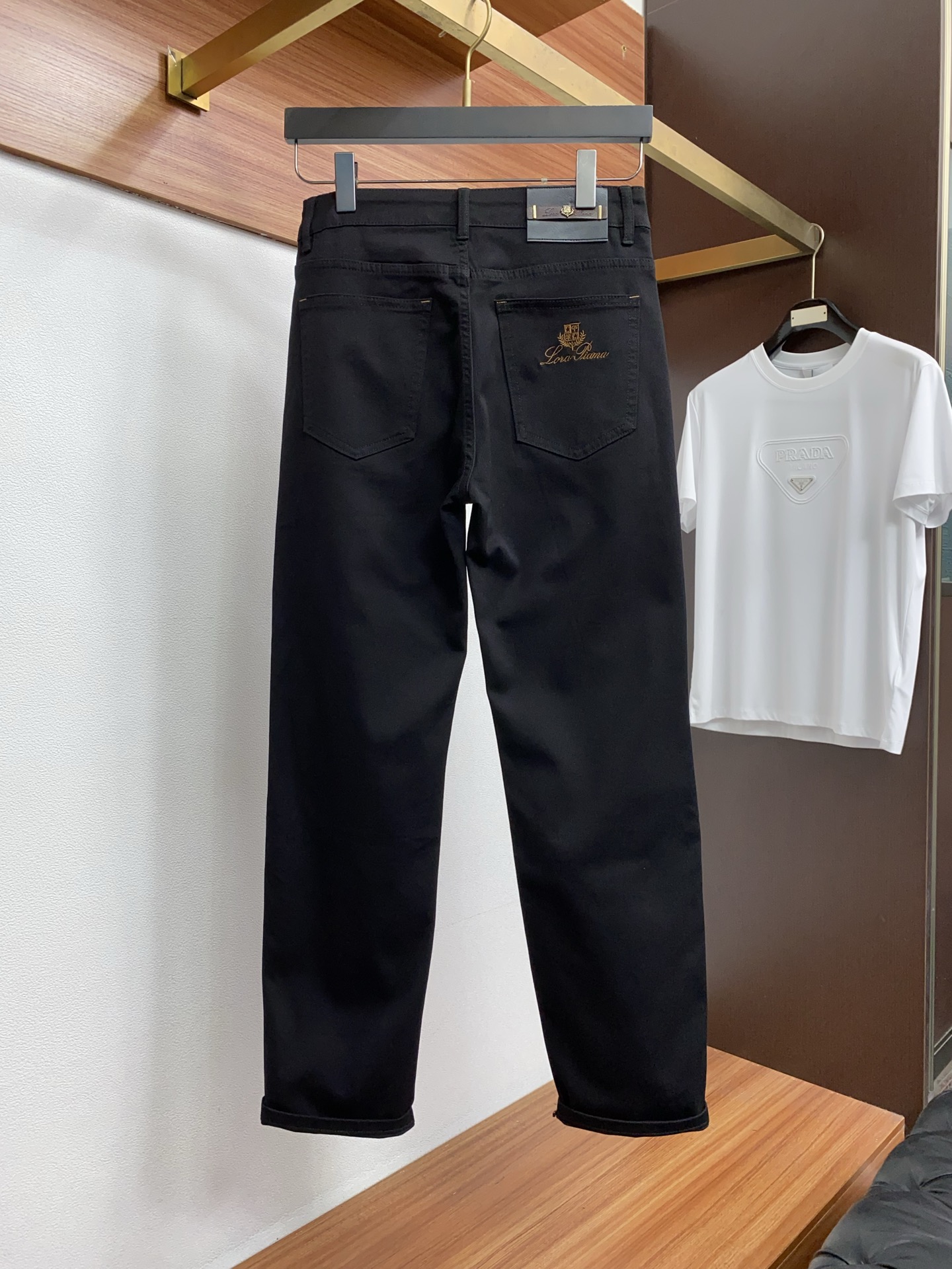 Loro piana 诺悠翩雅 高端定制、2026秋冬 最新款牛仔裤 柜台同步发售 原版定制复刻 客供五金辅料 原单品质