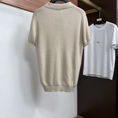 杰尼亚 2026新款男士高端简约圆领针织短袖T恤衫,香港洋行渠道货,纯正血统品质,春夏新款,经典王牌系列 杰尼亚 2026新款男士高端简约圆领针织短袖T恤衫,香港洋行渠道货,纯正血统品质,春夏新款,经典王牌系列