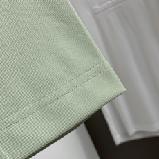 Loro piana 诺悠翩雅 26SS春夏新款 皮麻棉质圆微阔领短袖 男士基础款纯白专柜短袖T恤衫!贸易公司渠道稀出, Loro piana 诺悠翩雅 26SS春夏新款 皮麻棉质圆微阔领短袖 男士基础款纯白专柜短袖T恤衫!贸易公司渠道稀出,