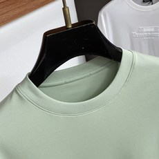 Loro piana 诺悠翩雅 26SS春夏新款 皮麻棉质圆微阔领短袖 男士基础款纯白专柜短袖T恤衫!贸易公司渠道稀出, Loro piana 诺悠翩雅 26SS春夏新款 皮麻棉质圆微阔领短袖 男士基础款纯白专柜短袖T恤衫!贸易公司渠道稀出,