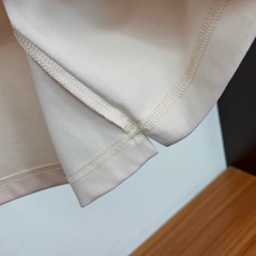 Loro piana 诺悠翩雅 26SS春夏新款 皮麻棉质圆微阔领短袖 男士基础款纯白专柜短袖T恤衫!贸易公司渠道稀出, Loro piana 诺悠翩雅 26SS春夏新款 皮麻棉质圆微阔领短袖 男士基础款纯白专柜短袖T恤衫!贸易公司渠道稀出,