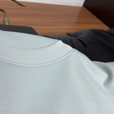 Loro piana 诺悠翩雅 26SS春夏新款 皮麻棉质圆微阔领短袖 男士基础款纯白专柜短袖T恤衫!贸易公司渠道稀出, Loro piana 诺悠翩雅 26SS春夏新款 皮麻棉质圆微阔领短袖 男士基础款纯白专柜短袖T恤衫!贸易公司渠道稀出,
