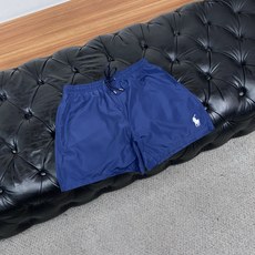 拉夫劳伦 2026新款速干短袖 这款短裤采用高密速干锦纶面料,触感轻薄顺滑,兼具良好的抗皱性与透气性,适 拉夫劳伦 2026新款速干短袖 这款短裤采用高密速干锦纶面料,触感轻薄顺滑,兼具良好的抗皱性与透气性,适