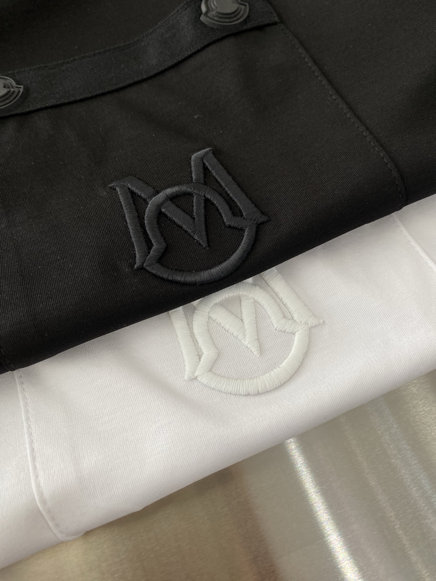 몽클레어 남성 반팔 143281 Moncler T Shirt 상세 이미지 4