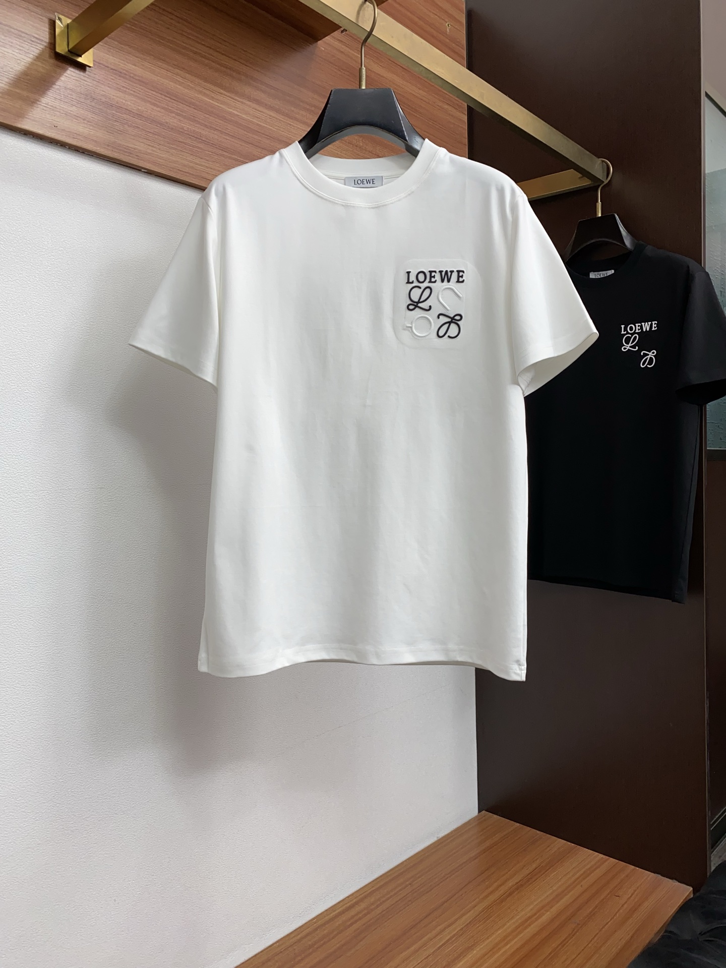 로에베 크루넥 반팔 티셔츠 26 FW