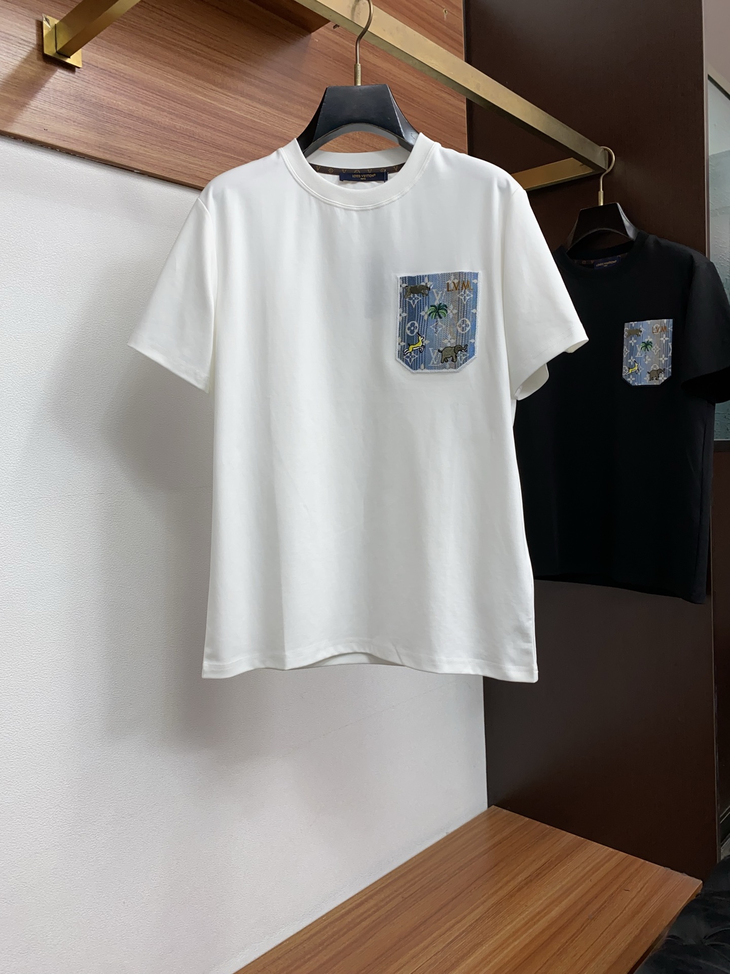 루이비통 남성 반팔 132988 Louis Vuitton T Shirt