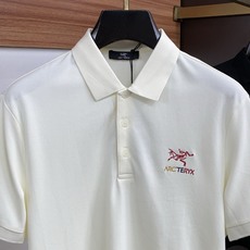 始祖鸟 2026春夏新品商务Polo,极简的衣身造型!丝光面料整体的触感极为舒适,弹力十足亲肤效果高级, 始祖鸟 2026春夏新品商务Polo,极简的衣身造型!丝光面料整体的触感极为舒适,弹力十足亲肤效果高级,
