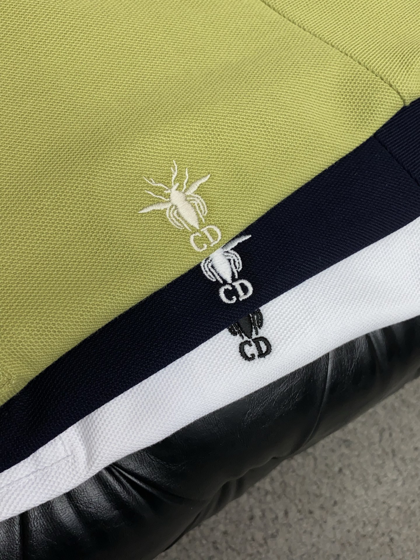 迪奥 2026春夏新品商务Polo，极简的衣身造型！纯棉质地 整体的触感极为舒适，弹力十足亲肤效果高级，
