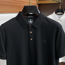 古奇 2026春夏新品商务Polo,极简的衣身造型!丝光面料整体的触感极为舒适,弹力十足亲肤效果高级,经典时尚翻领 Po 古奇 2026春夏新品商务Polo,极简的衣身造型!丝光面料整体的触感极为舒适,弹力十足亲肤效果高级,经典时尚翻领 Po