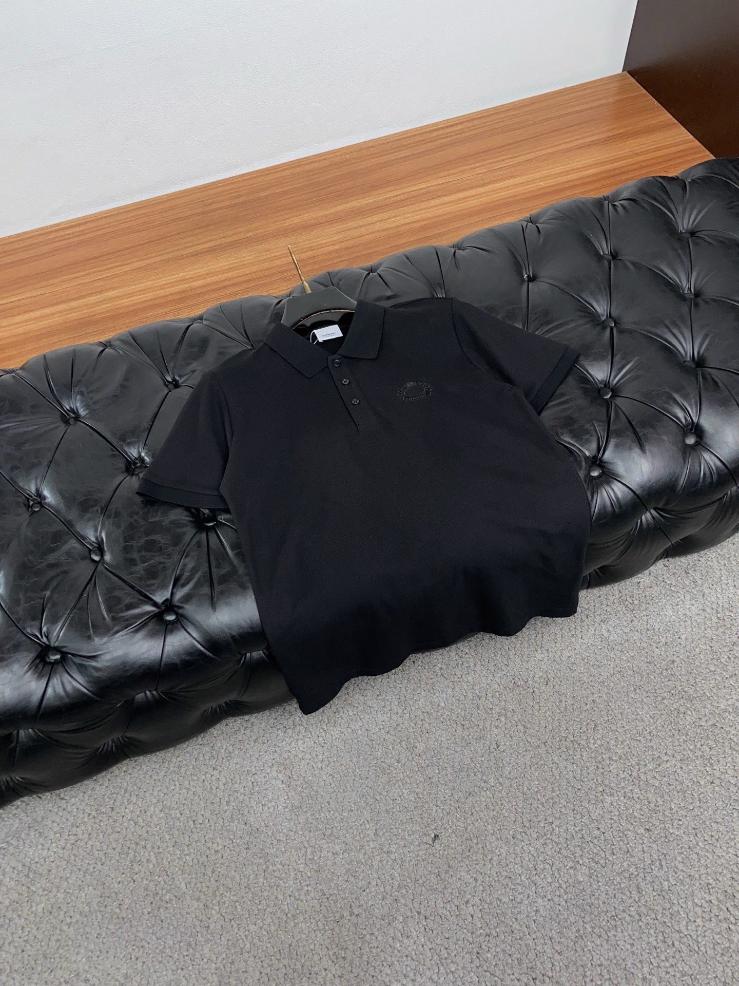 巴宝莉 2026春夏新品商务Polo，极简的衣身造型！纯棉质地 整体的触感极为舒适，弹力十足亲肤效果高级