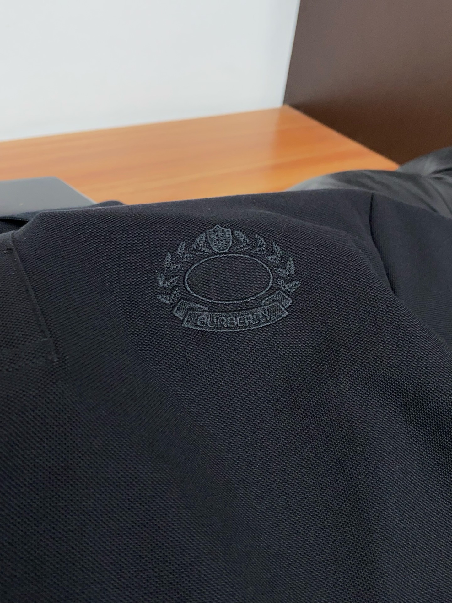 巴宝莉 2026春夏新品商务Polo，极简的衣身造型！纯棉质地 整体的触感极为舒适，弹力十足亲肤效果高级