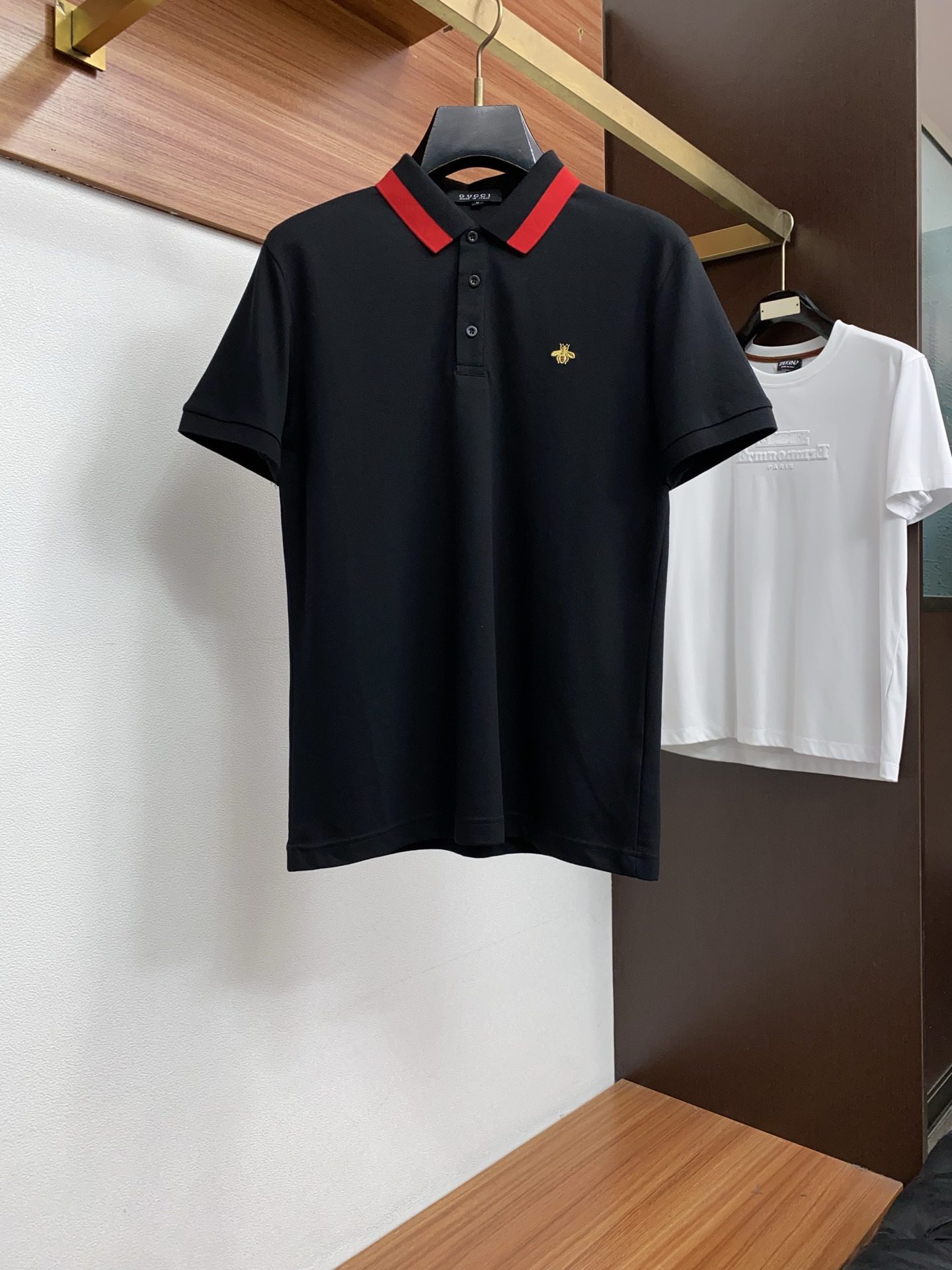 迪奥 2026春夏新品商务Polo，极简的衣身造型！纯棉质地 整体的触感极为舒适，弹力十足亲肤效果高级，