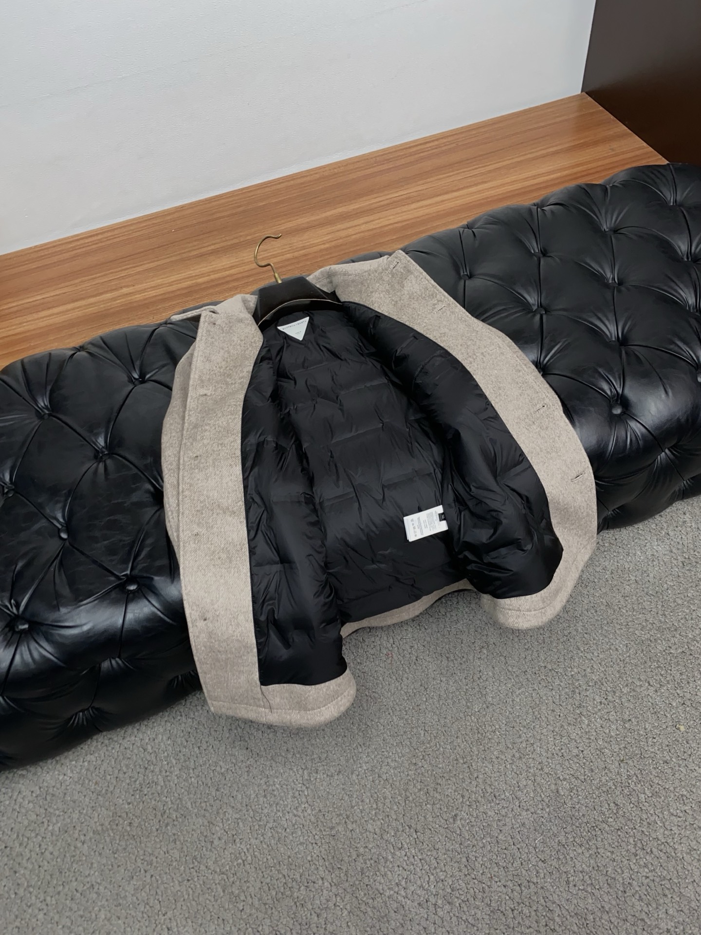 보테가베네타 울 다운 슬림핏 남성 자켓 상세 이미지 8