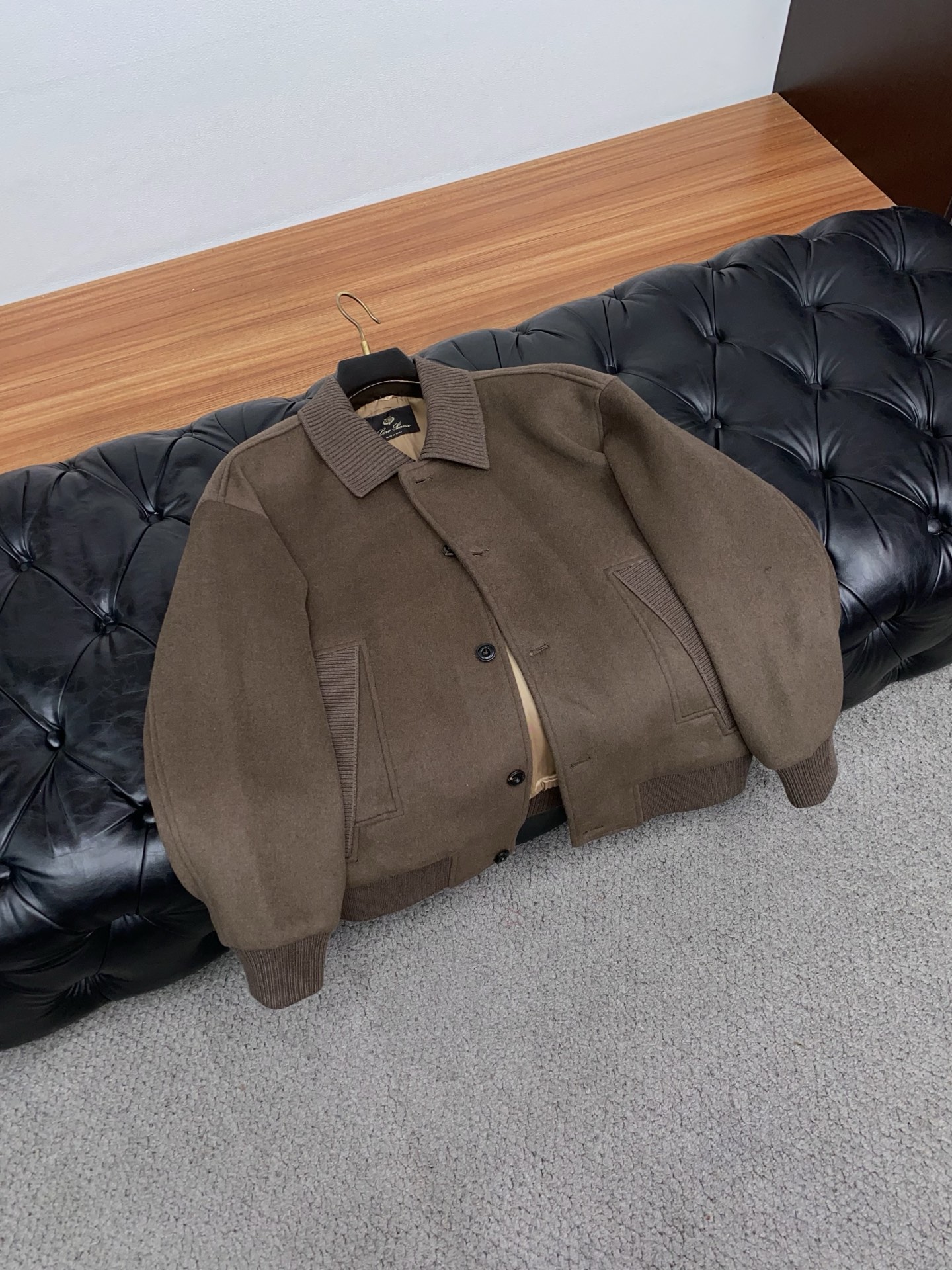 Loro Piana 诺悠翩雅 2026新款男士新款休闲定制商务翻领羊毛呢夹克外套 商务意大利进口面料 简约干练的休闲外