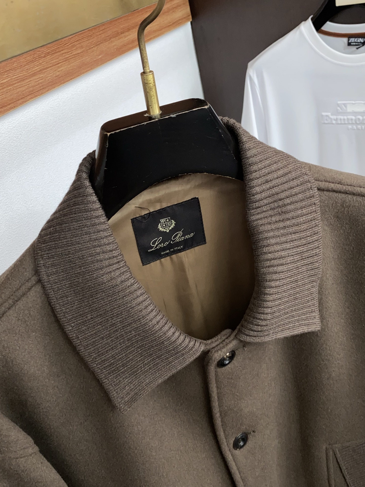 Loro Piana 诺悠翩雅 2026新款男士新款休闲定制商务翻领羊毛呢夹克外套 商务意大利进口面料 简约干练的休闲外