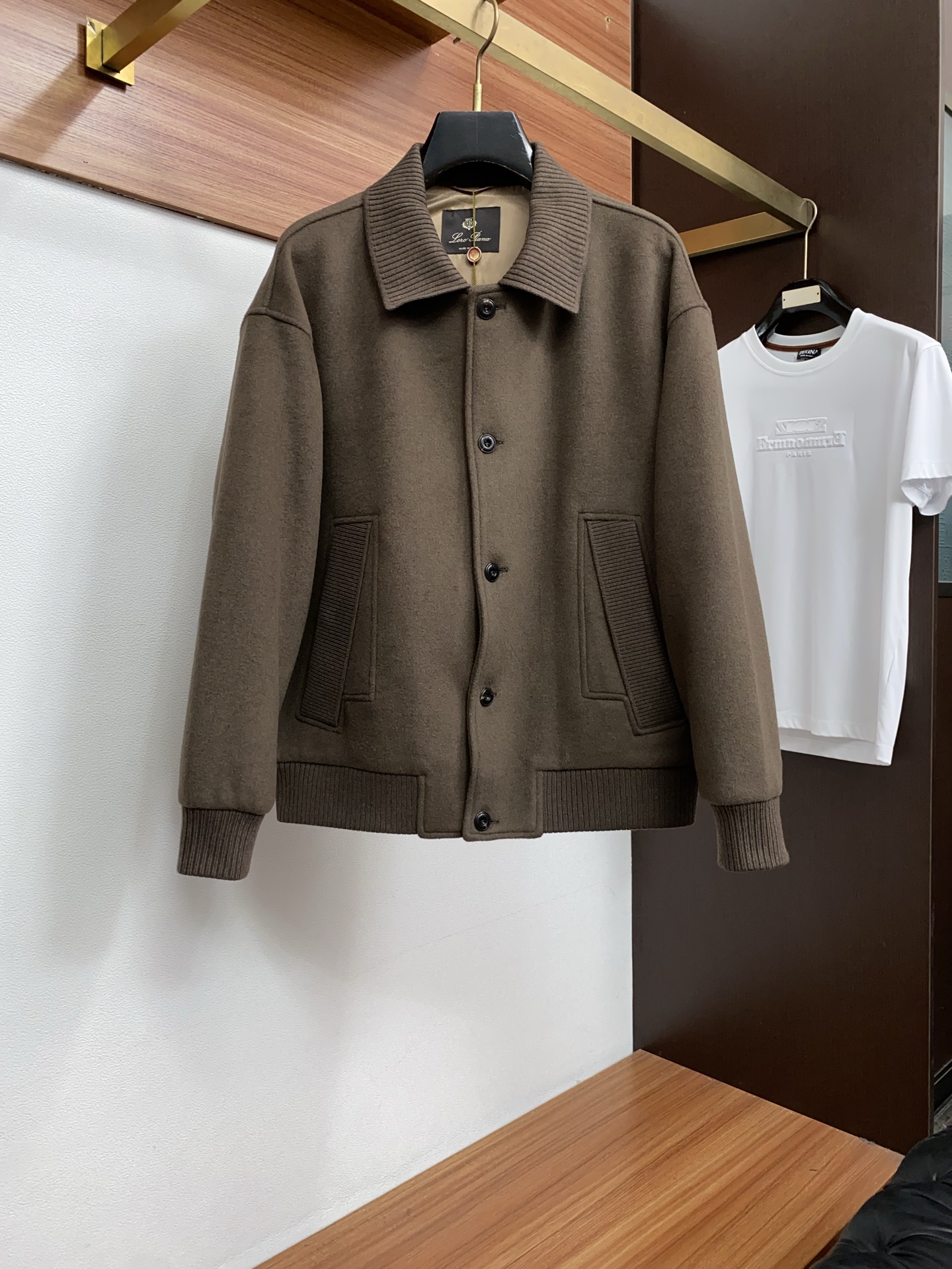 Loro Piana 诺悠翩雅 2026新款男士新款休闲定制商务翻领羊毛呢夹克外套 商务意大利进口面料 简约干练的休闲外