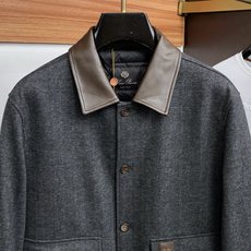 鹅绒服 Loro Piana 诺悠翩雅 2026新款男士新款休闲定制翻领羽绒服夹克外套 商务意大利进口面料 简约干练的 鹅绒服 Loro Piana 诺悠翩雅 2026新款男士新款休闲定制翻领羽绒服夹克外套 商务意大利进口面料 简约干练的