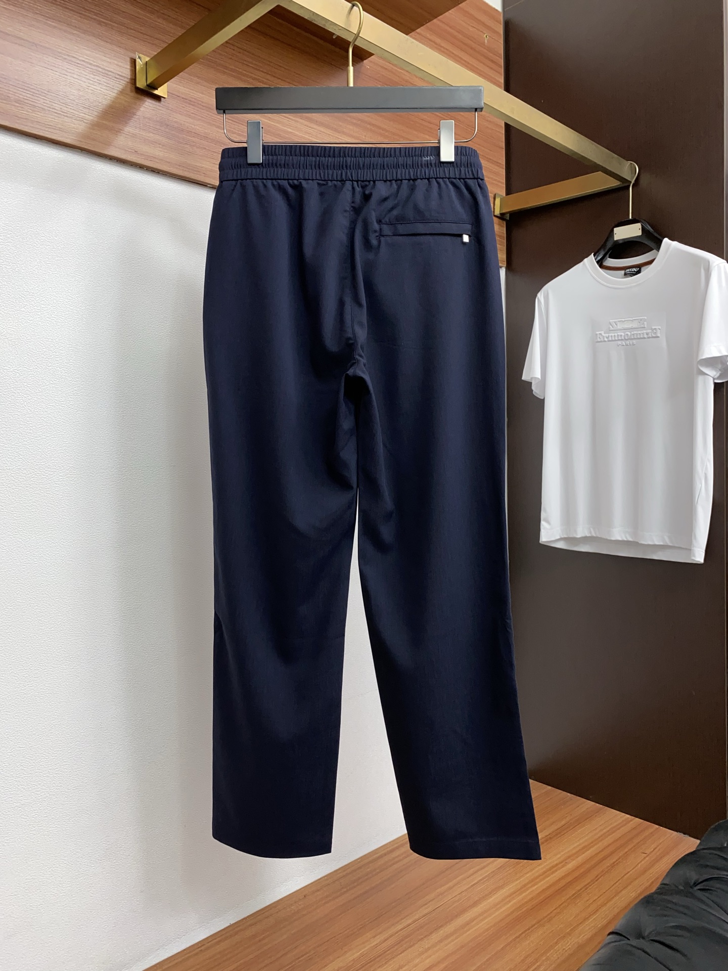 Loro piana 诺悠翩雅 高端定制、2026早春最新款麻料休闲裤 柜台同步发售 定制亚麻面料 客供