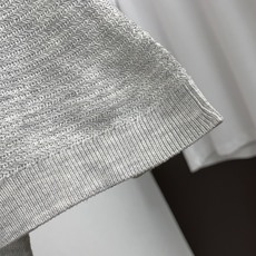 Loro piana 诺悠翩雅 2026新款男士高端简约圆领针织短袖T恤衫,香港洋行渠道货,纯正血统品质,春夏新款,经典 Loro piana 诺悠翩雅 2026新款男士高端简约圆领针织短袖T恤衫,香港洋行渠道货,纯正血统品质,春夏新款,经典
