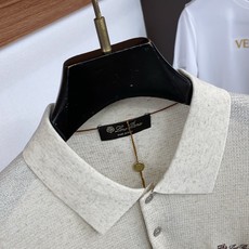Loro piana 诺悠翩雅 2026新款男士高端简约圆领针织短袖T恤衫,香港洋行渠道货,纯正血统品质,春夏新款,经典 Loro piana 诺悠翩雅 2026新款男士高端简约圆领针织短袖T恤衫,香港洋行渠道货,纯正血统品质,春夏新款,经典