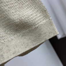 Loro piana 诺悠翩雅 2026新款男士高端简约圆领针织短袖T恤衫,香港洋行渠道货,纯正血统品质,春夏新款,经典 Loro piana 诺悠翩雅 2026新款男士高端简约圆领针织短袖T恤衫,香港洋行渠道货,纯正血统品质,春夏新款,经典