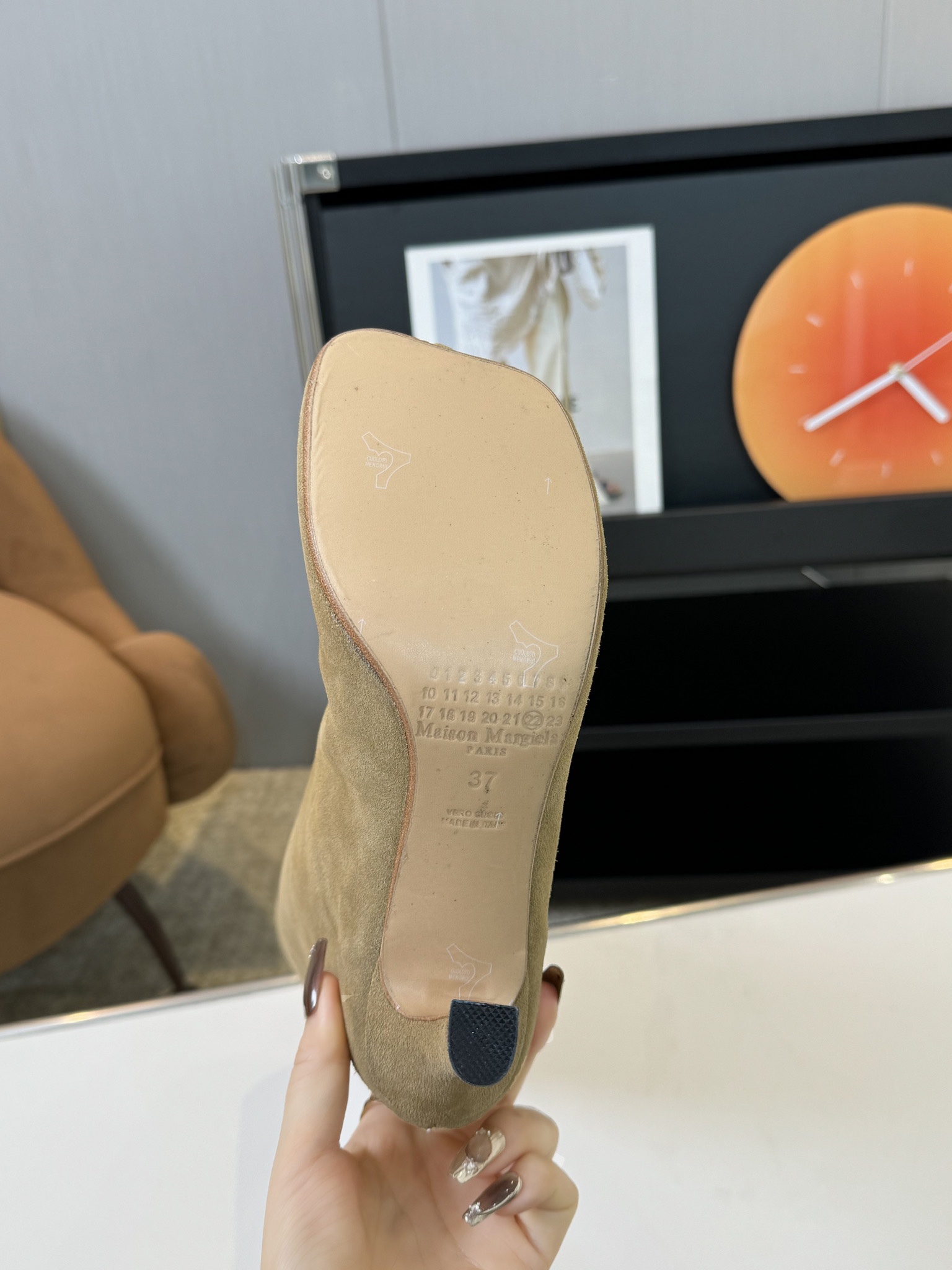 💰950 M6 💰 💰 INSIDE: IN THE OXEN BIG BOTTOM: ITALIAN SKIN NUMBER OF CODES: 35-40 - 图片 8